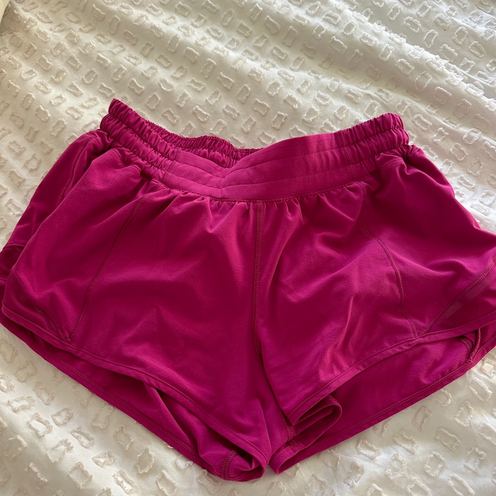 hotty hot short 2.5”